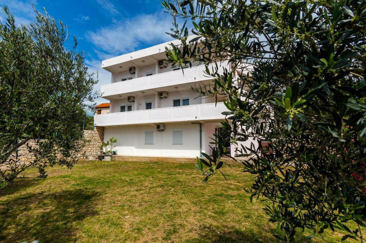 Studios Nikezić Utjeha Exterior foto