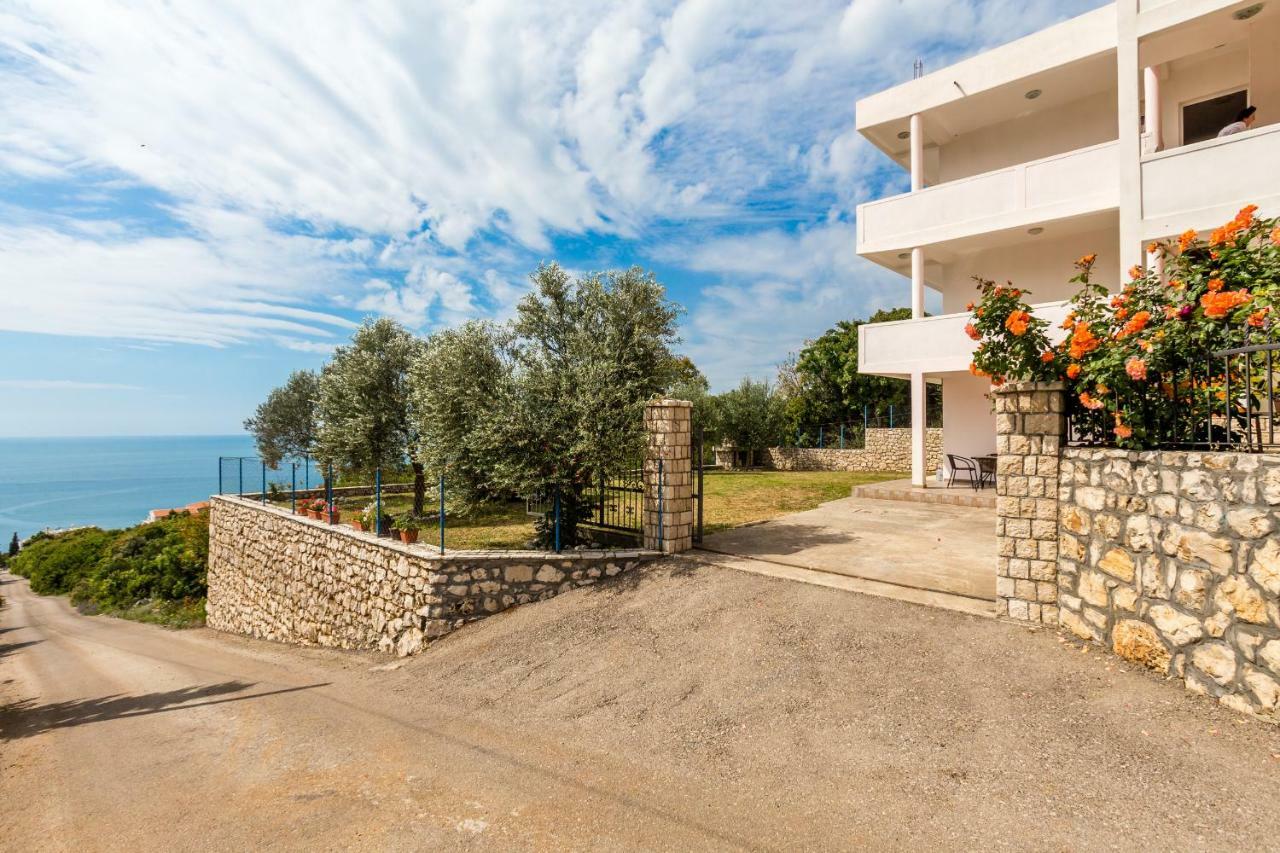 Studios Nikezić Utjeha Exterior foto